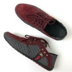 Men's Shoens size 12 burgundy New